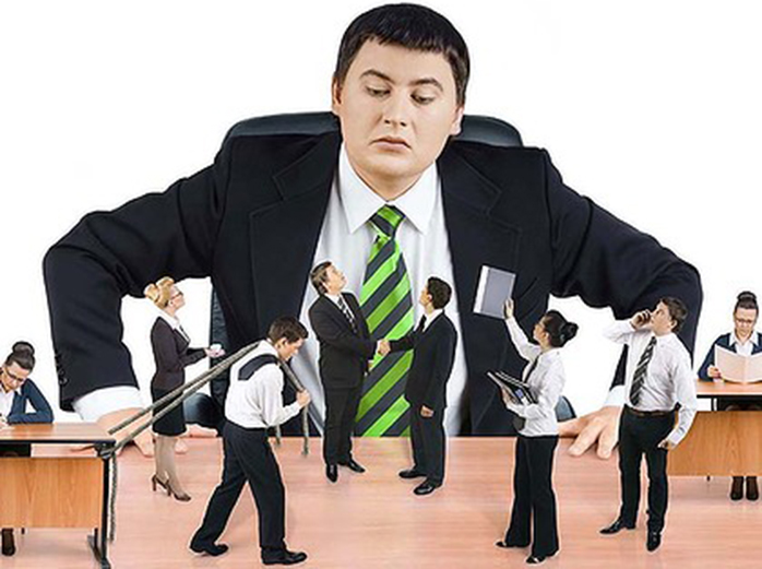 Bully boss